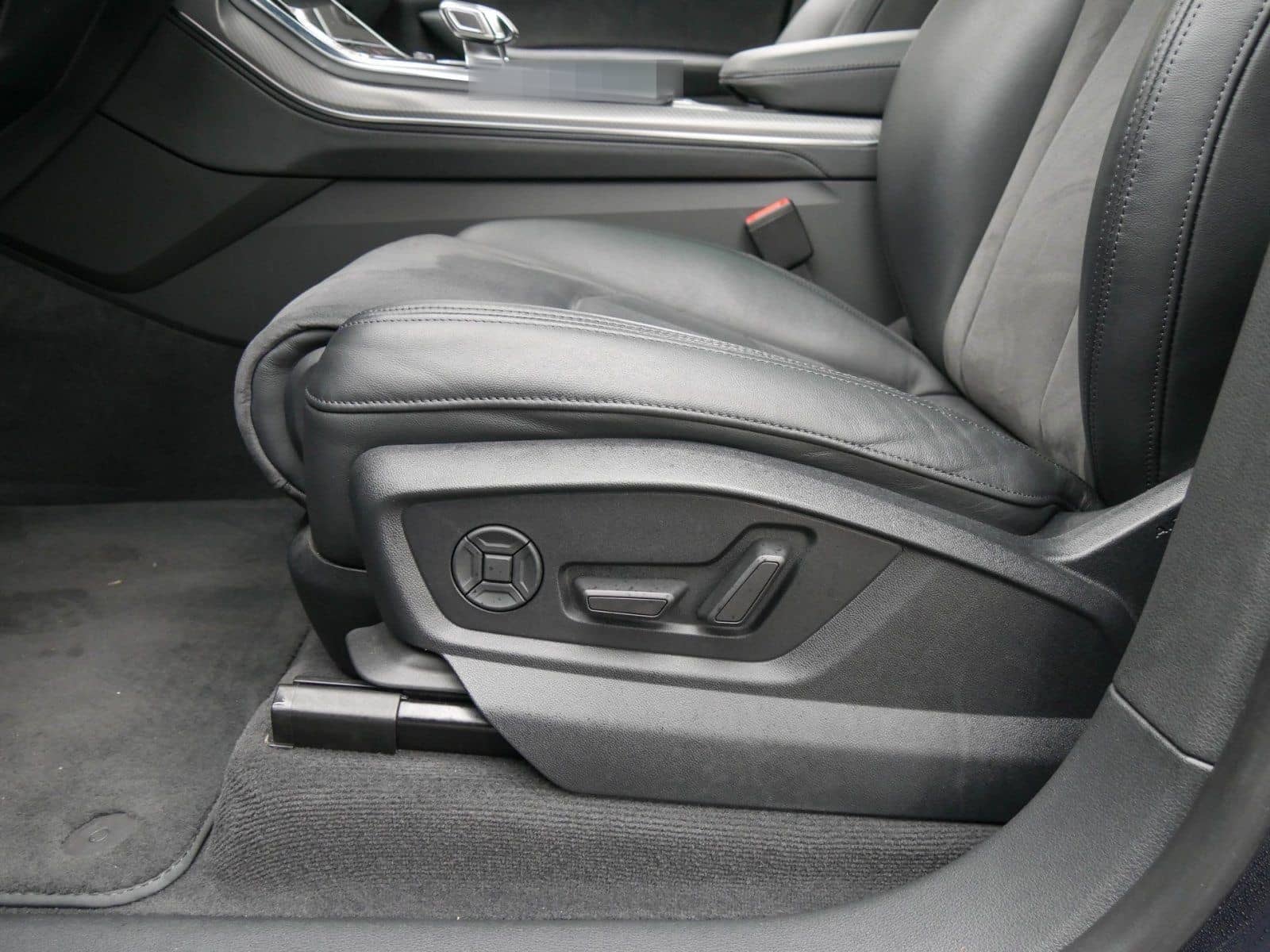 Audi RS Q8 HD-Matrix Pano B&O STHZG Luft foto 12