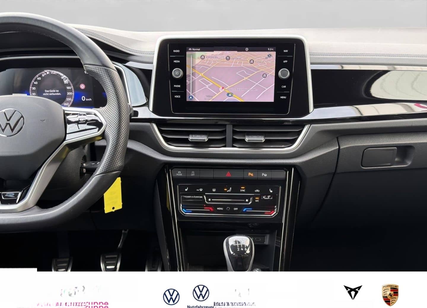Volkswagen T-Roc R-Line 1.0 TSI  Navi+RK+ErgoActive+CarPlay foto 13