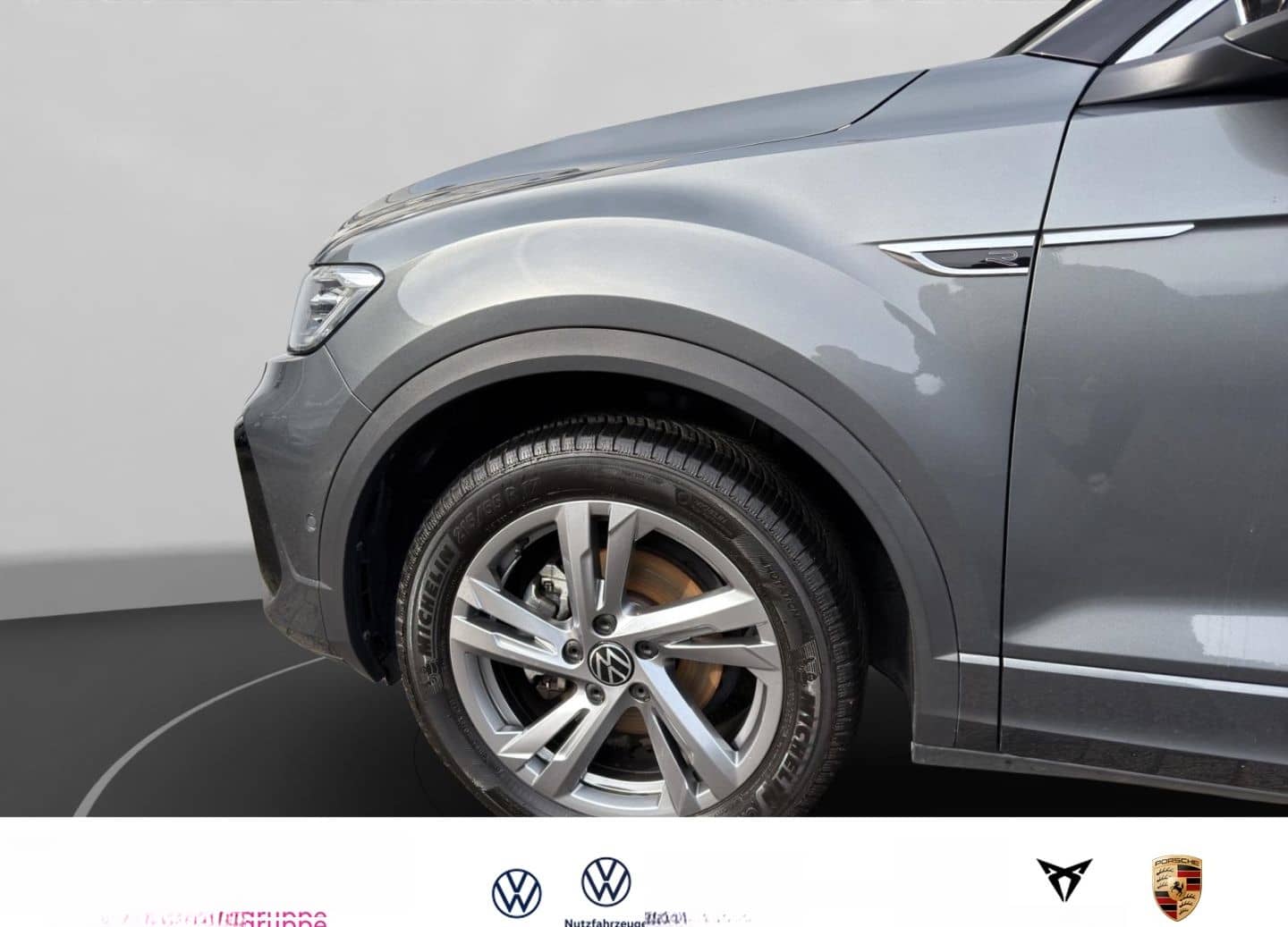 Volkswagen T-Roc R-Line 1.0 TSI  Navi+RK+ErgoActive+CarPlay foto 16