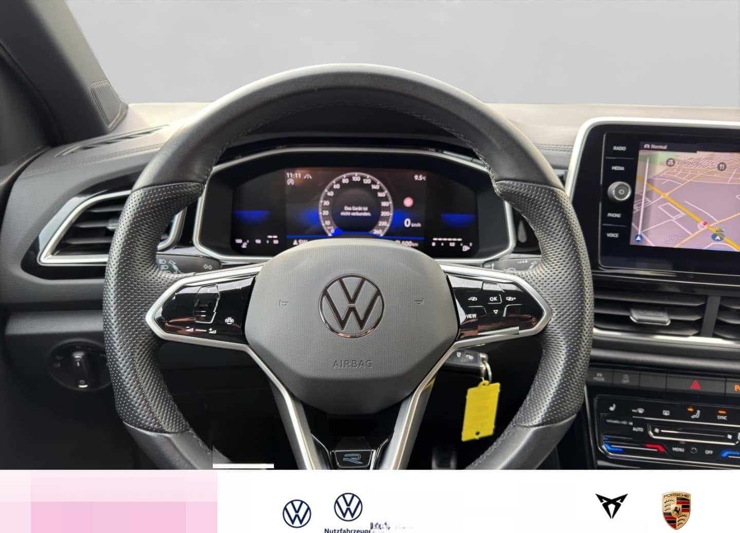Volkswagen T-Roc R-Line 1.0 TSI  Navi+RK+ErgoActive+CarPlay foto 8