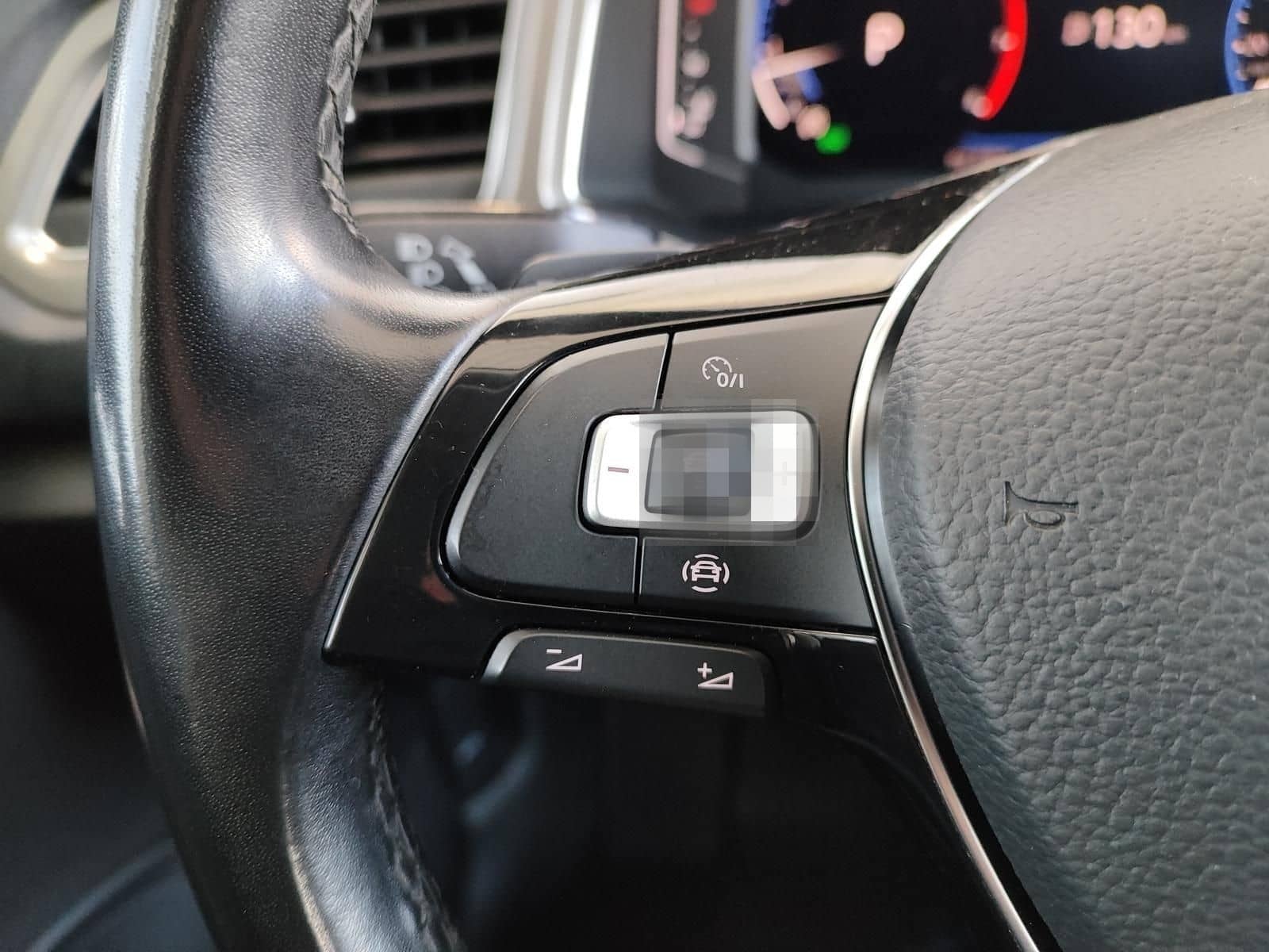 Volkswagen T-Roc 1.5 TSI DSG Style Navi|AHK|ACC|RFK foto 11