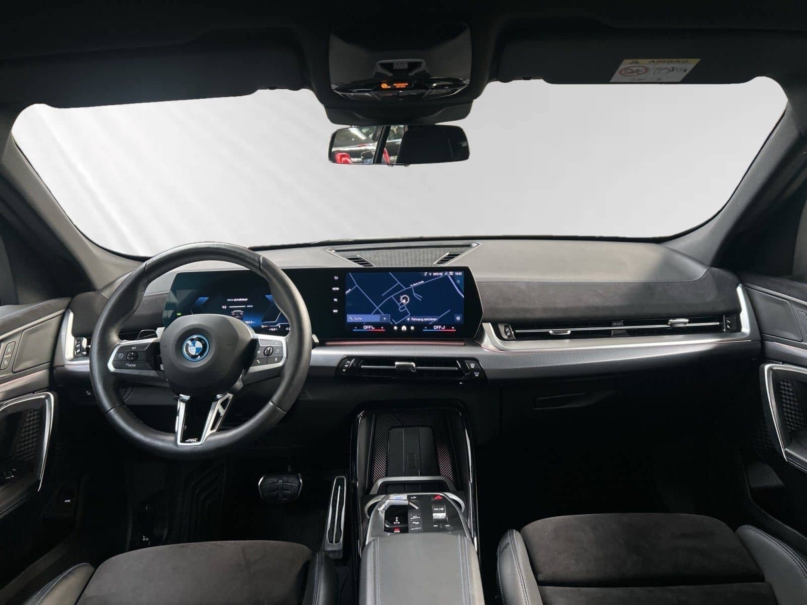 BMW iX2 eDrive20 M Sportpaket|Parkass.|19"LMR foto 11