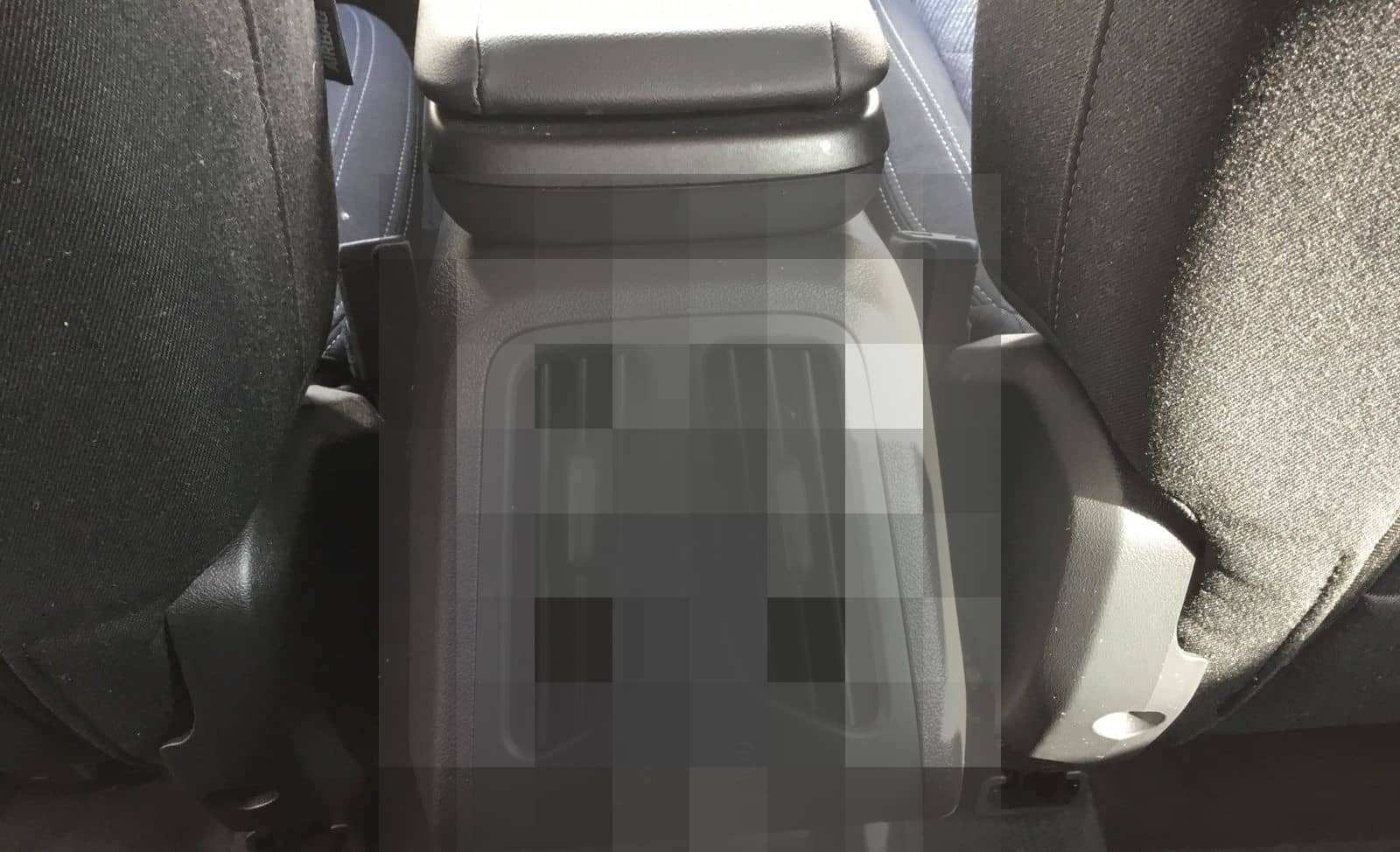 BMW X1 sDrive20i KAMERA+AHK+LM17+SITZHZ+LED foto 19