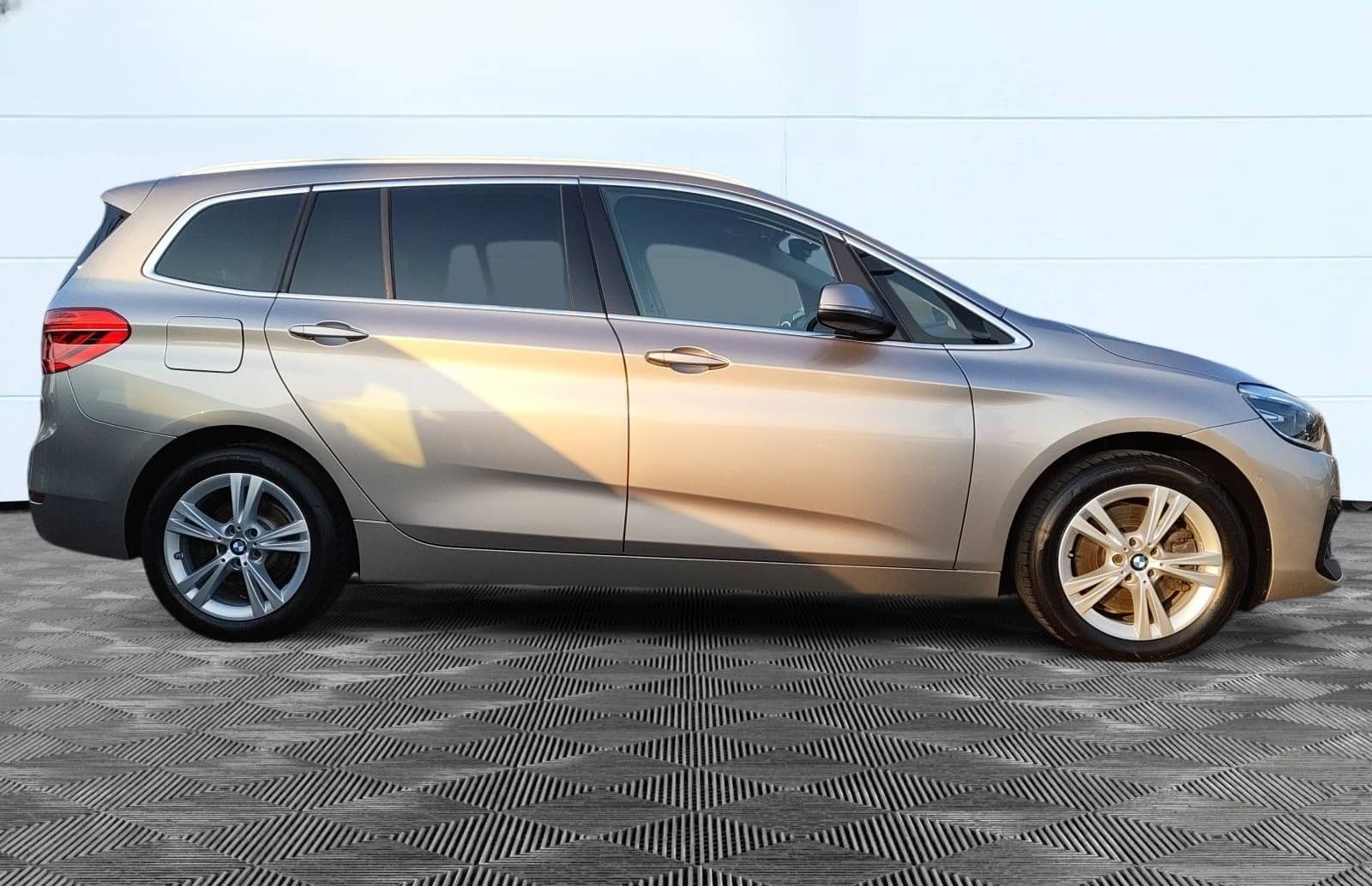 BMW 218d Gran Tourer foto 4