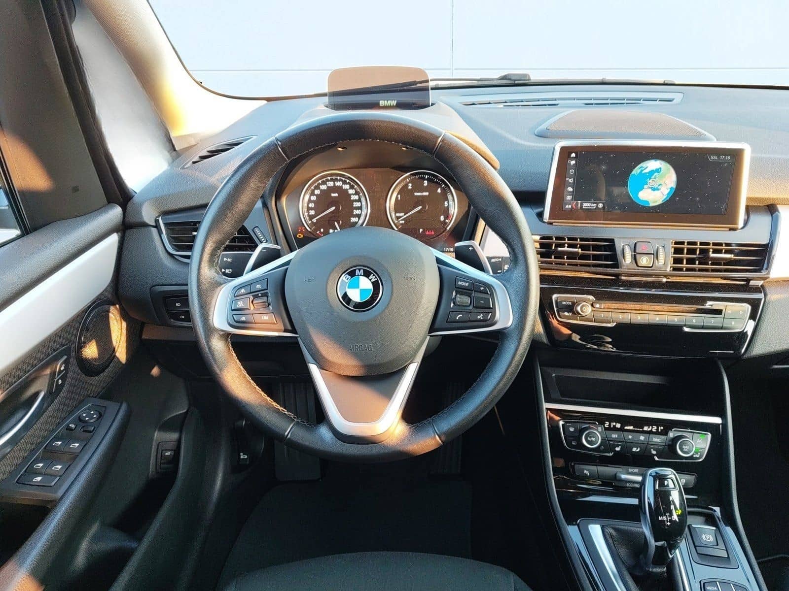 BMW 218d Gran Tourer foto 10