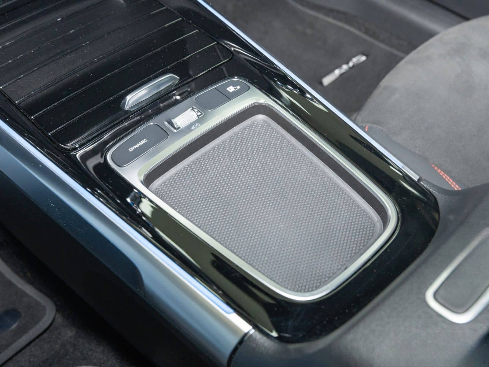 Mercedes-Benz EQB 350 4M AMG LED/Kamera/SHZ/Adv.Sound/Ambiente foto 22