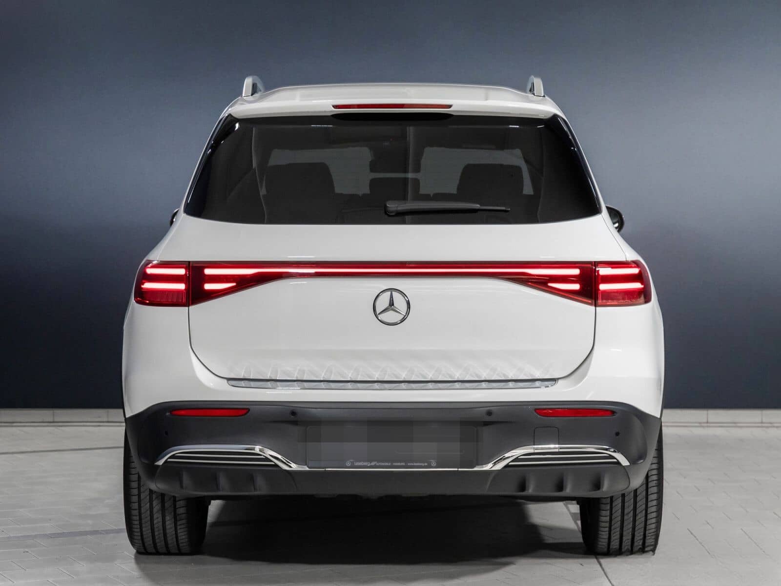 Mercedes-Benz EQB 350 4M AMG LED/Kamera/SHZ/Adv.Sound/Ambiente foto 6