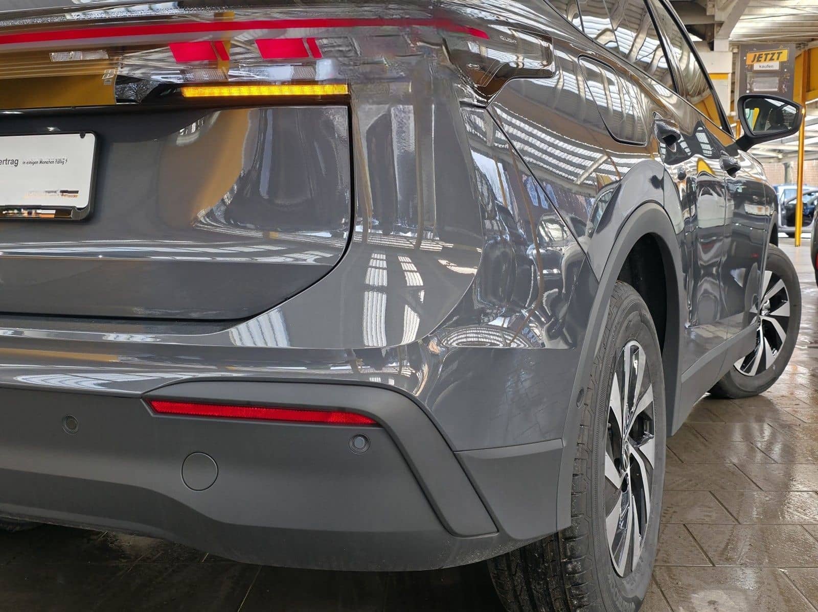 Volkswagen Tiguan Life eTSI AHK el.Heckk. Kamera Sicherheit foto 4