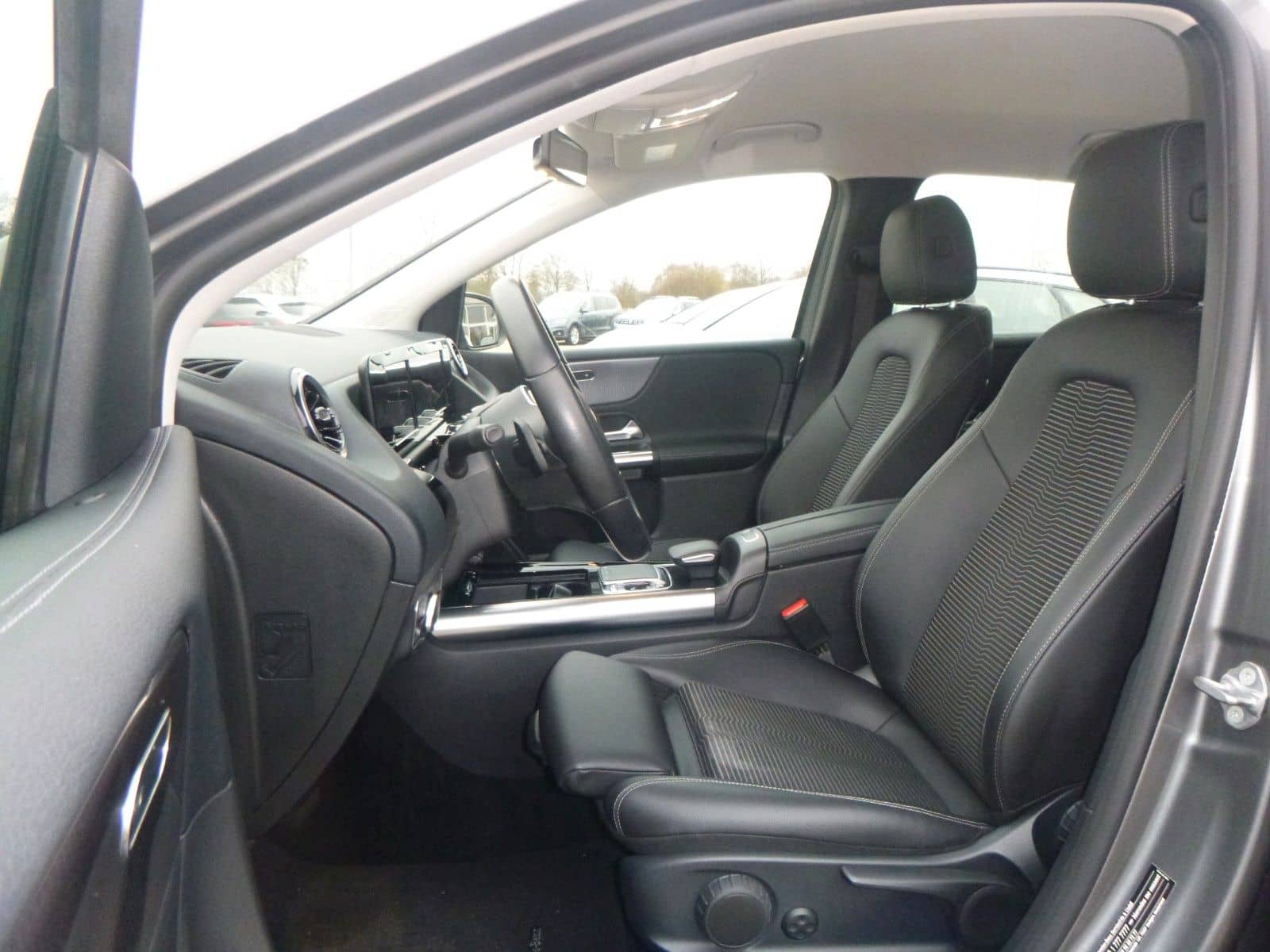 Mercedes-Benz B 180 >AUT/AHK/NAV/KAM/PDC/LED< foto 11