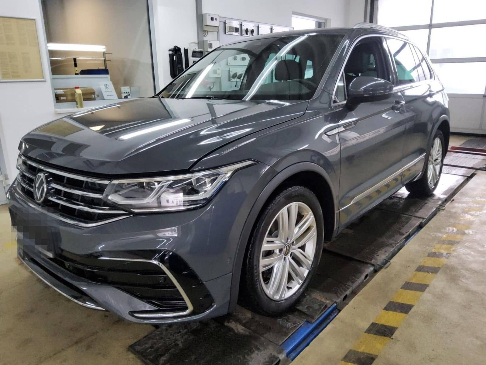 Volkswagen Tiguan 2.0 TDI R-Line 4Motion*AHK*LED-Matrix* foto 2