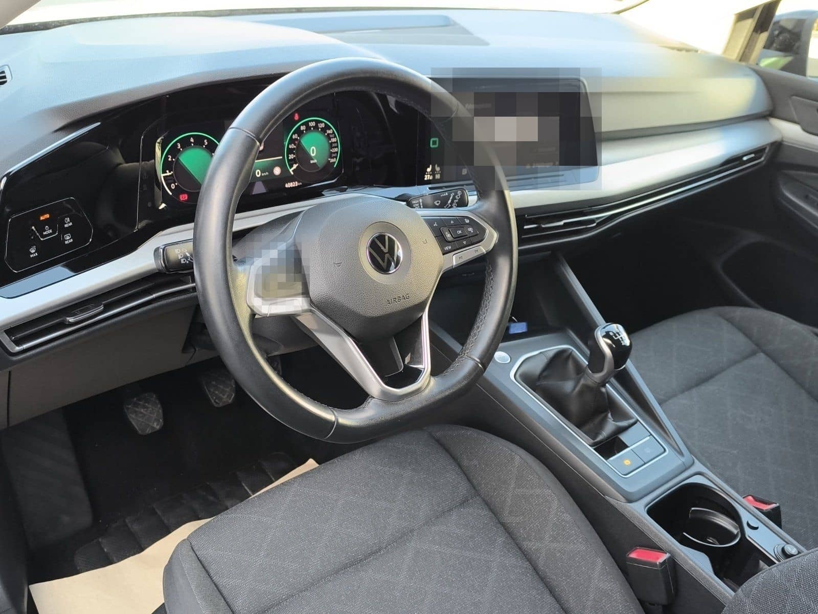 Volkswagen Golf 8 Lim. 1.5 TSI Life LED NAVI RFK foto 22