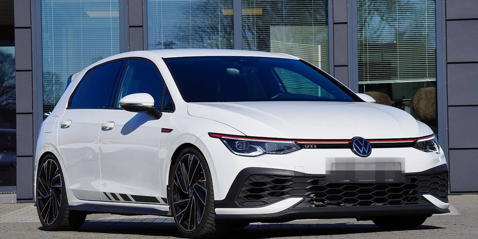 Volkswagen Golf VIII Lim. GTI Clubsport MIT 2 J. GARANTIE foto 3