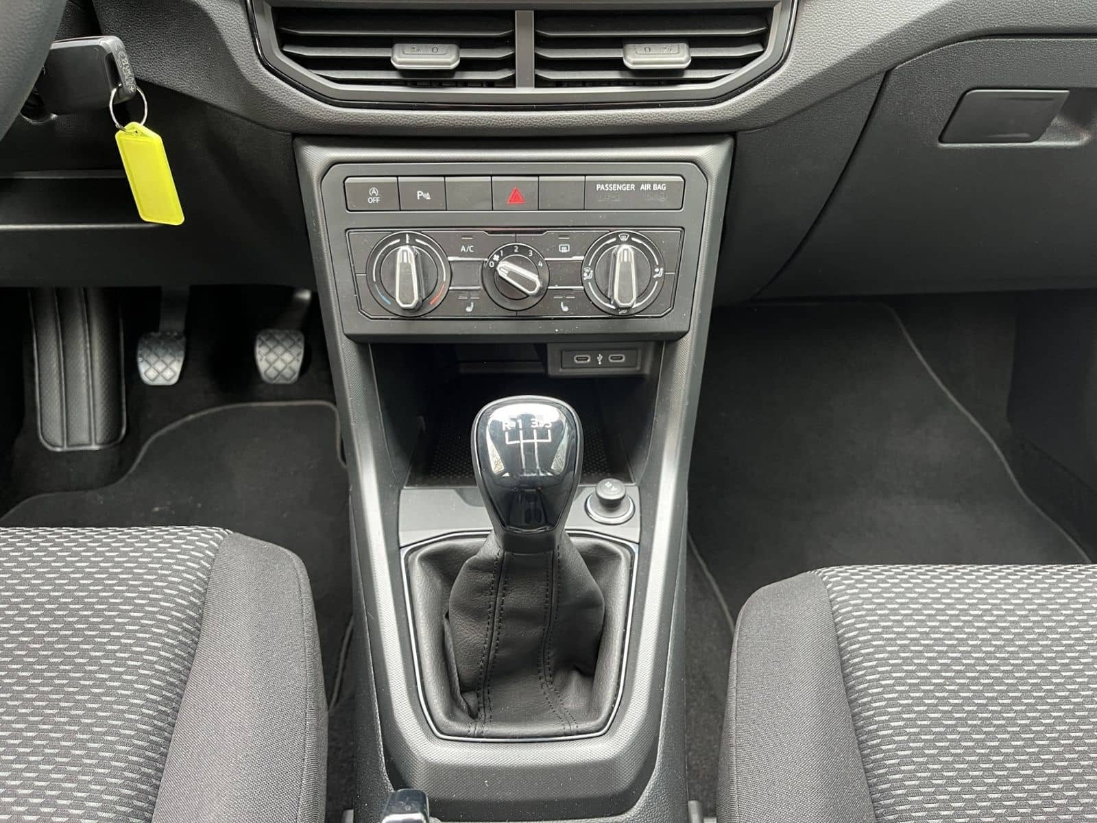 Volkswagen T-Cross 1.0 l TSI DAB+ LED Sitzheizung App-Conne foto 11