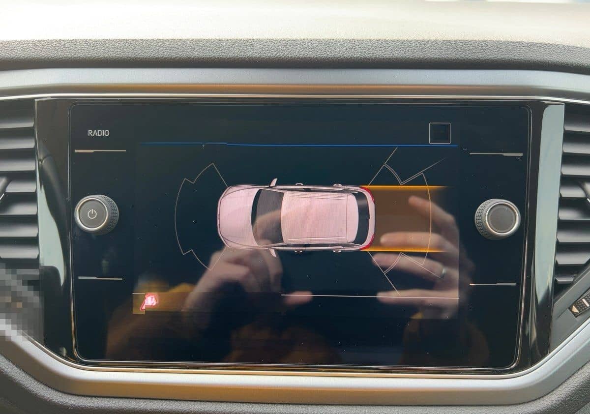 Volkswagen T-Roc ACTIVE 1.5 TSI DSG APP+DAB+ACC+LED+NAVI+PD foto 17