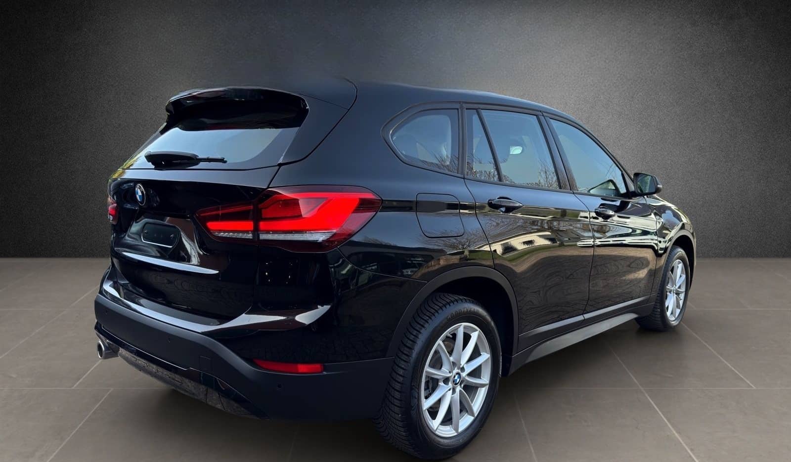 BMW X1 sDrive 18 I Advantage *LED *Navi+ *Business foto 6
