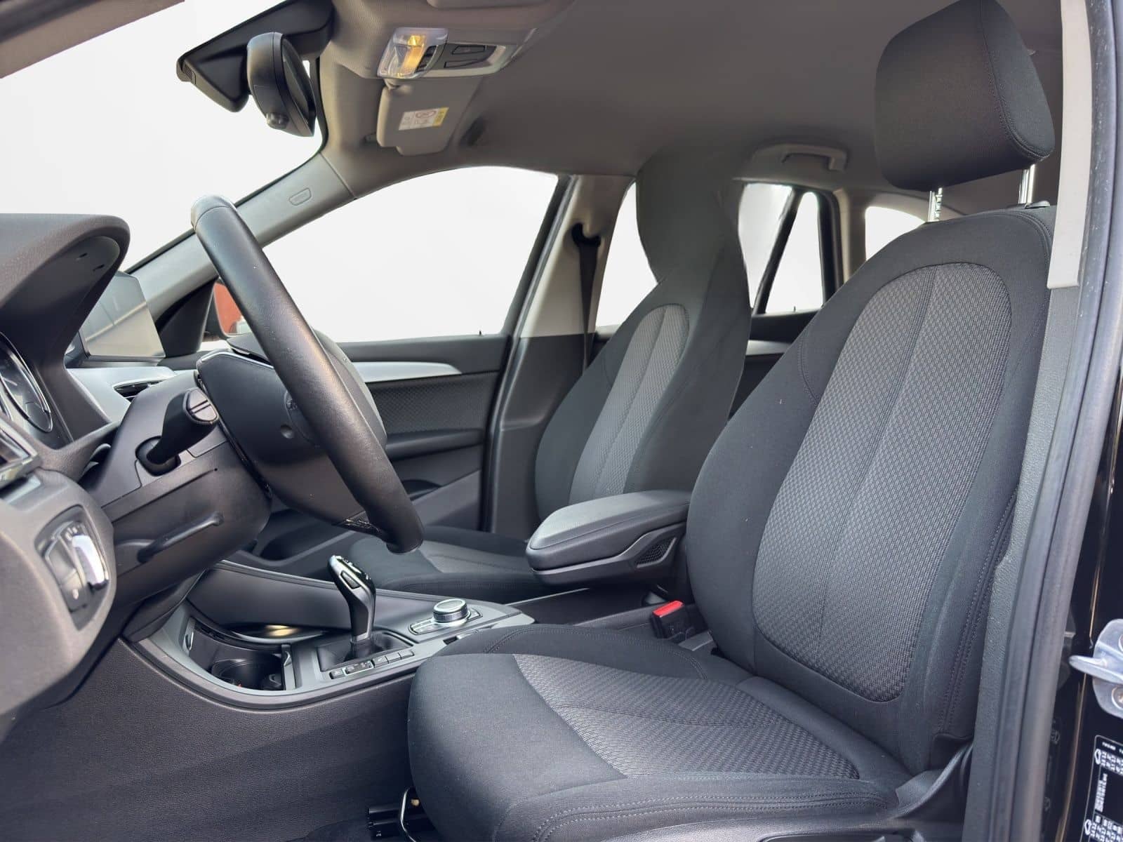 BMW X1 sDrive 18 I Advantage *LED *Navi+ *Business foto 9