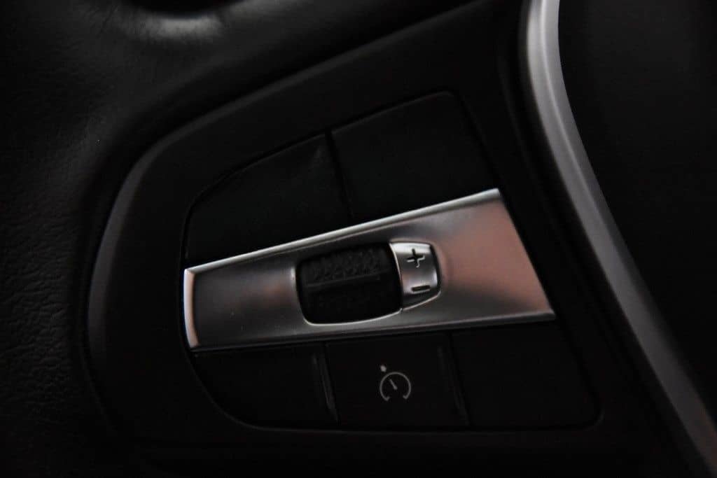 BMW 318i A Touring *1.Hand*Leder*Navi*SHZ*EHK* foto 13