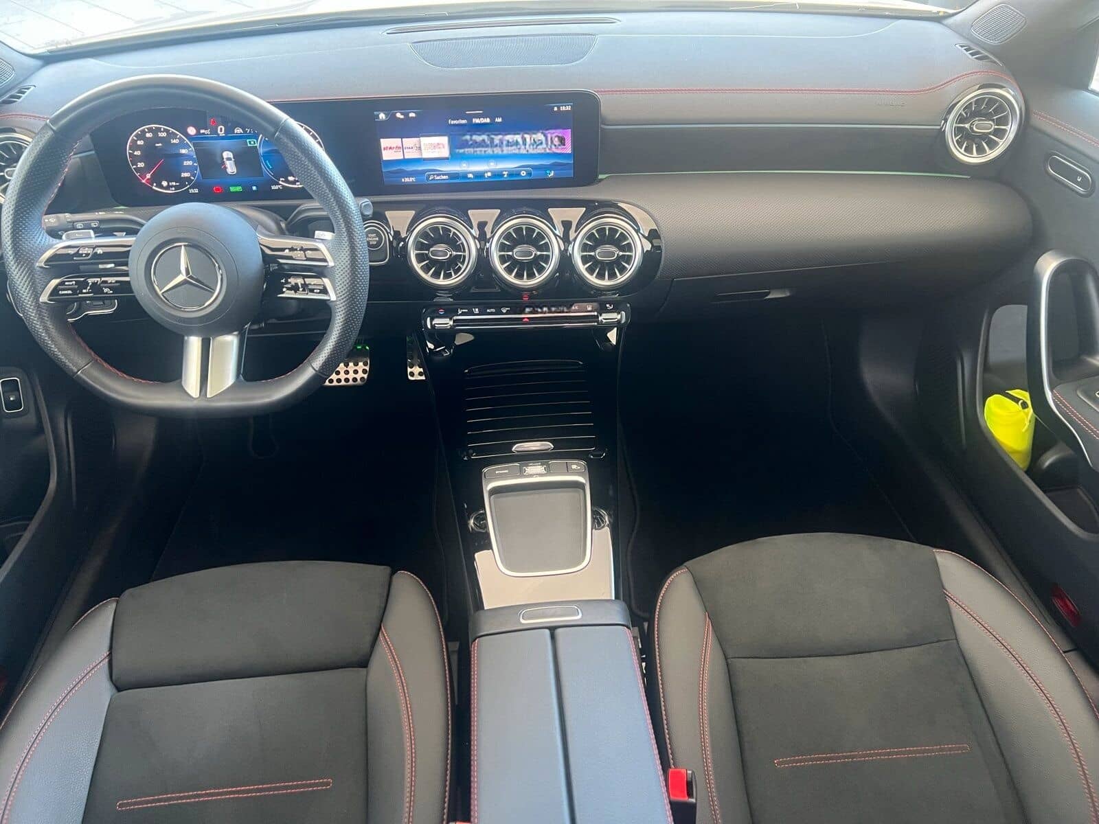 Mercedes-Benz CLA 250 e SB AMG Line/Pano-Dach/Distronic/Kamera foto 11