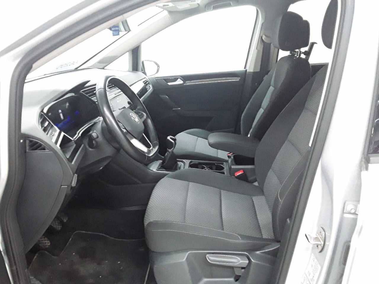 Volkswagen Touran 2.0 TDI Comfortline 7 Si. AHK LED foto 3