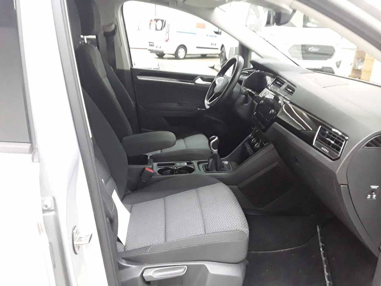 Volkswagen Touran 2.0 TDI Comfortline 7 Si. AHK LED foto 10