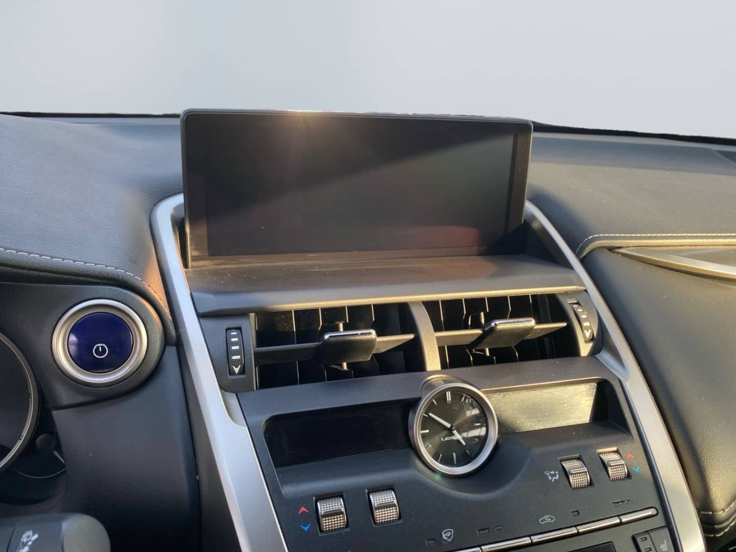 Lexus NX 300h Amazing Edition E-FOUR *Bi-LED*HiFi*PDC* foto 16