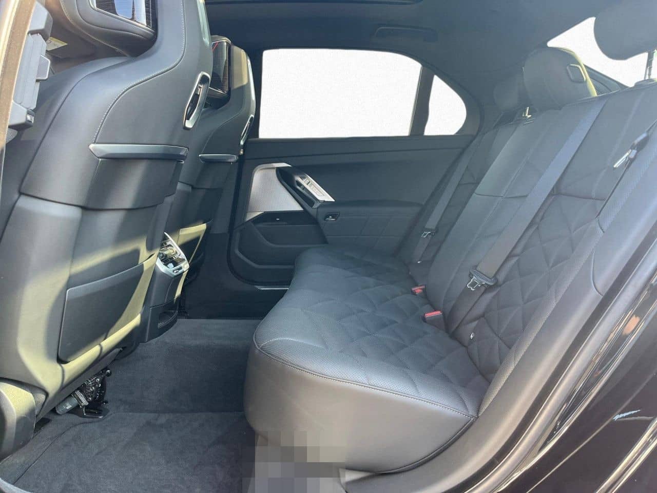 BMW 740dA xDr M SPORT SkyL,StHz,AHK,Lea.o.Anz.939,- foto 18