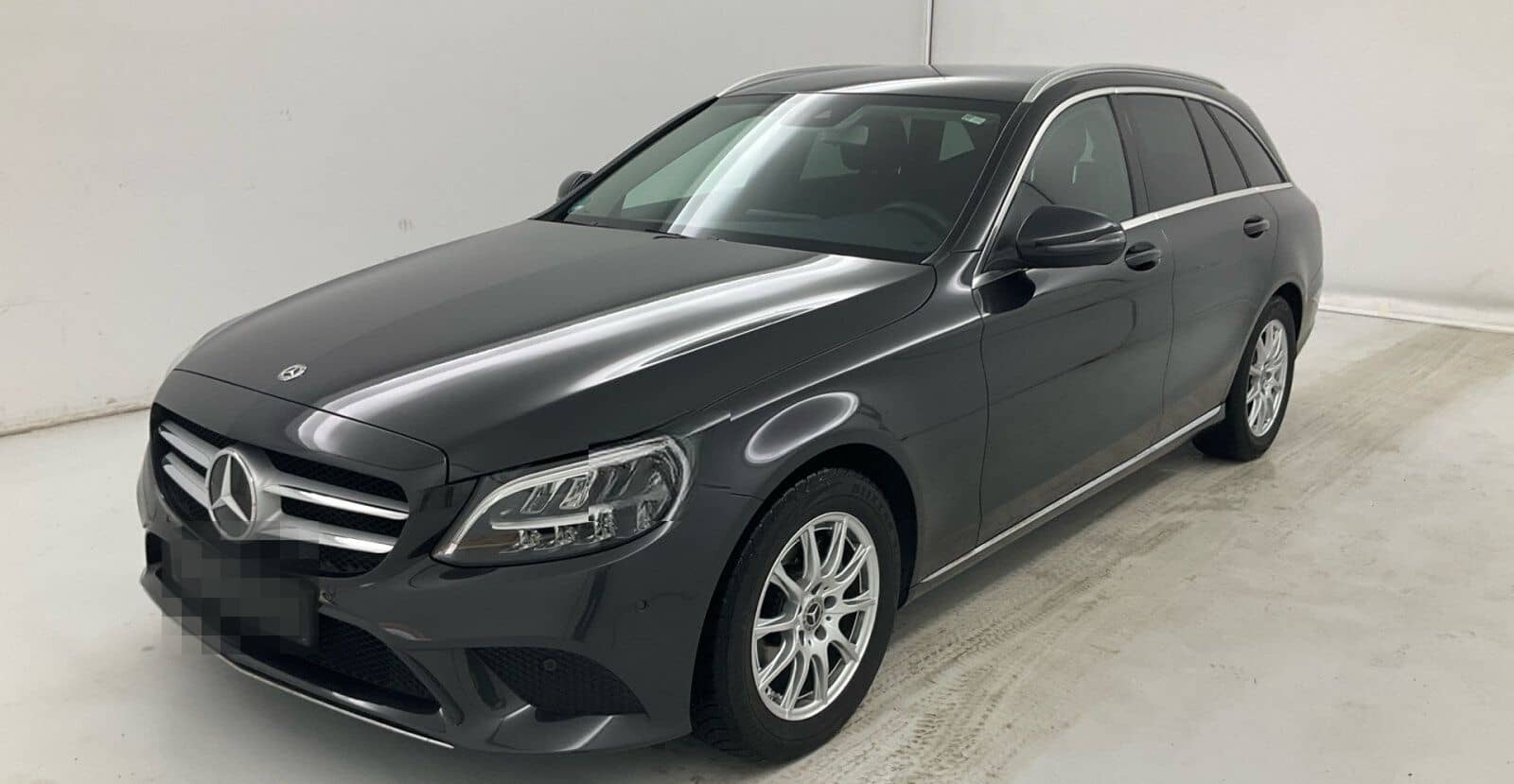 Mercedes-Benz C 180 T Avantgarde Navi LED High Perf. Navi foto 1