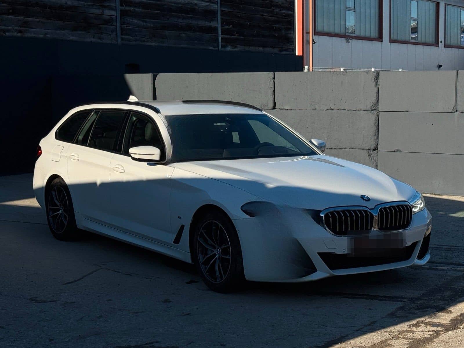 BMW 530d Touring M Sport Shad HuD H&K LHZ SHZ Leder foto 4