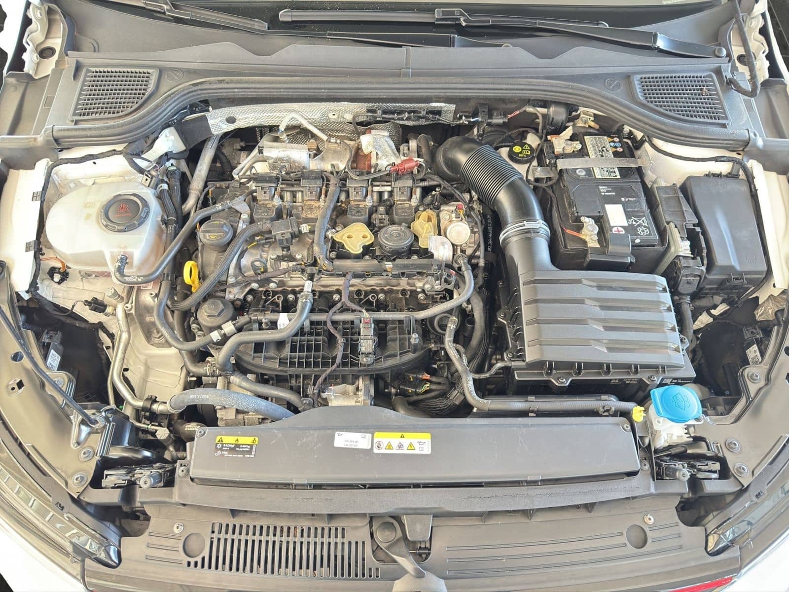 Volkswagen Golf VIII GTI Clubsport 2.0TSI DSG *LED+*DC Pro* foto 22