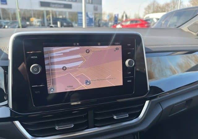 Volkswagen T-Roc 1.0 TSI 110 PS *R-LINE*LED NAVI KAMERA foto 20