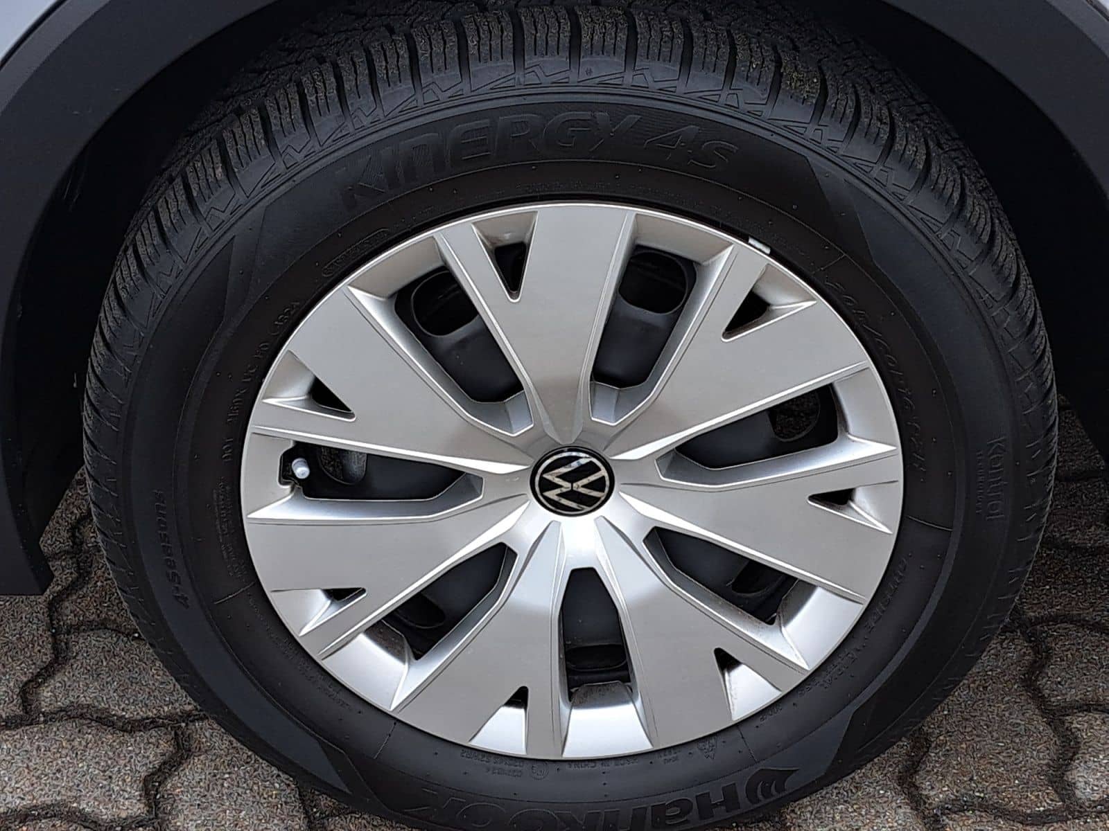 Volkswagen T-Cross 1.0 TSI 3,99% APP 5J-GARAN LED GJ-REIF P foto 12