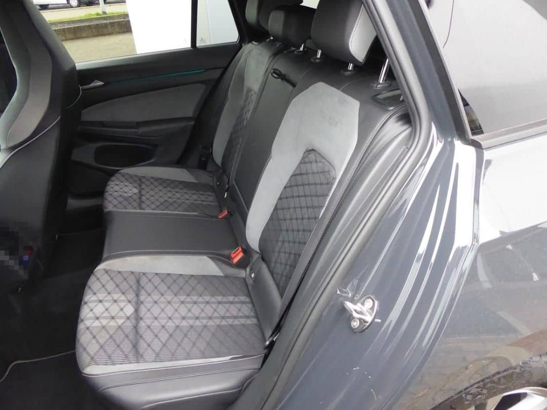 Volkswagen Golf Variant R-Line 2.0 TDI foto 5