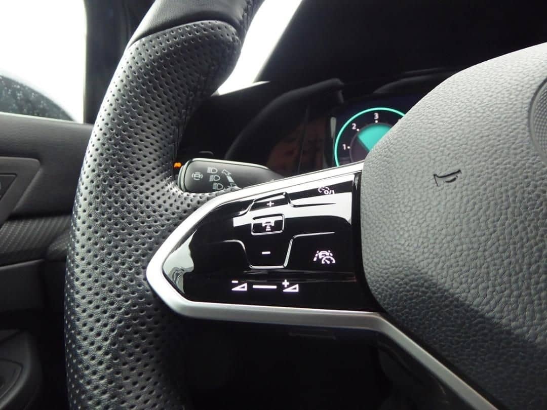 Volkswagen Golf Variant R-Line 2.0 TDI foto 10