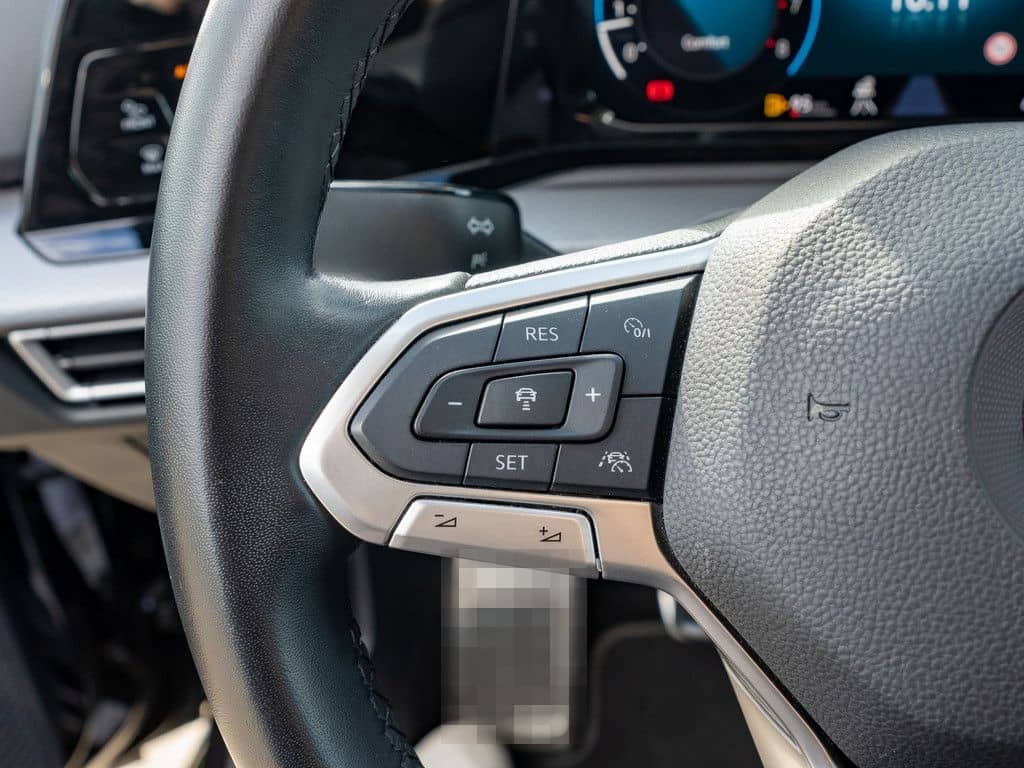 Volkswagen Golf VIII Active 1,5 l TSI STANDHZ. ACC HUD LED foto 17