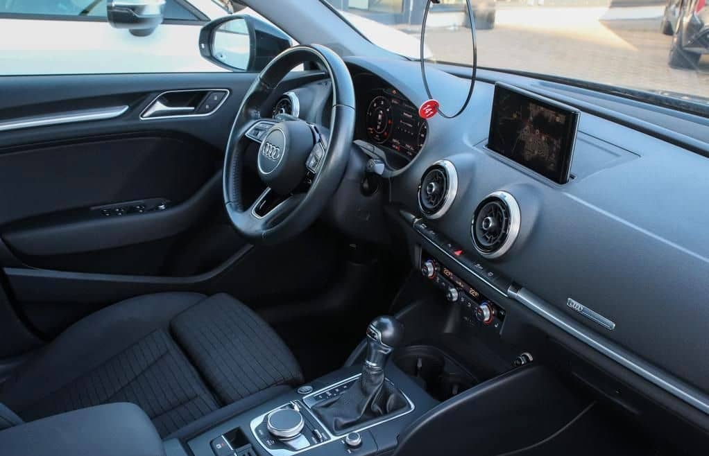 Audi A3 Lim 35 TDI S tronic sport Navi,Xenon,Sportsit foto 5