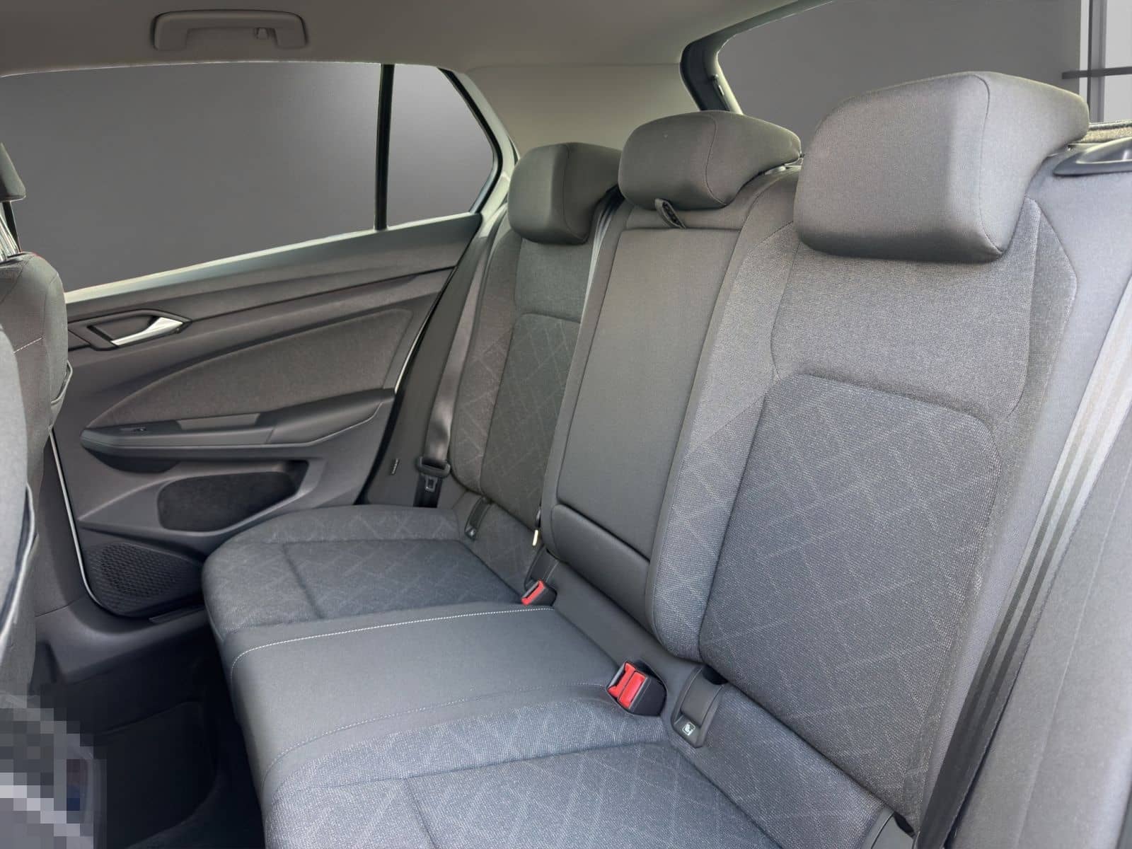 Volkswagen Golf VIII 1.5TSI Life NAVI+KAMERA+LED+APP-CONNEC foto 11