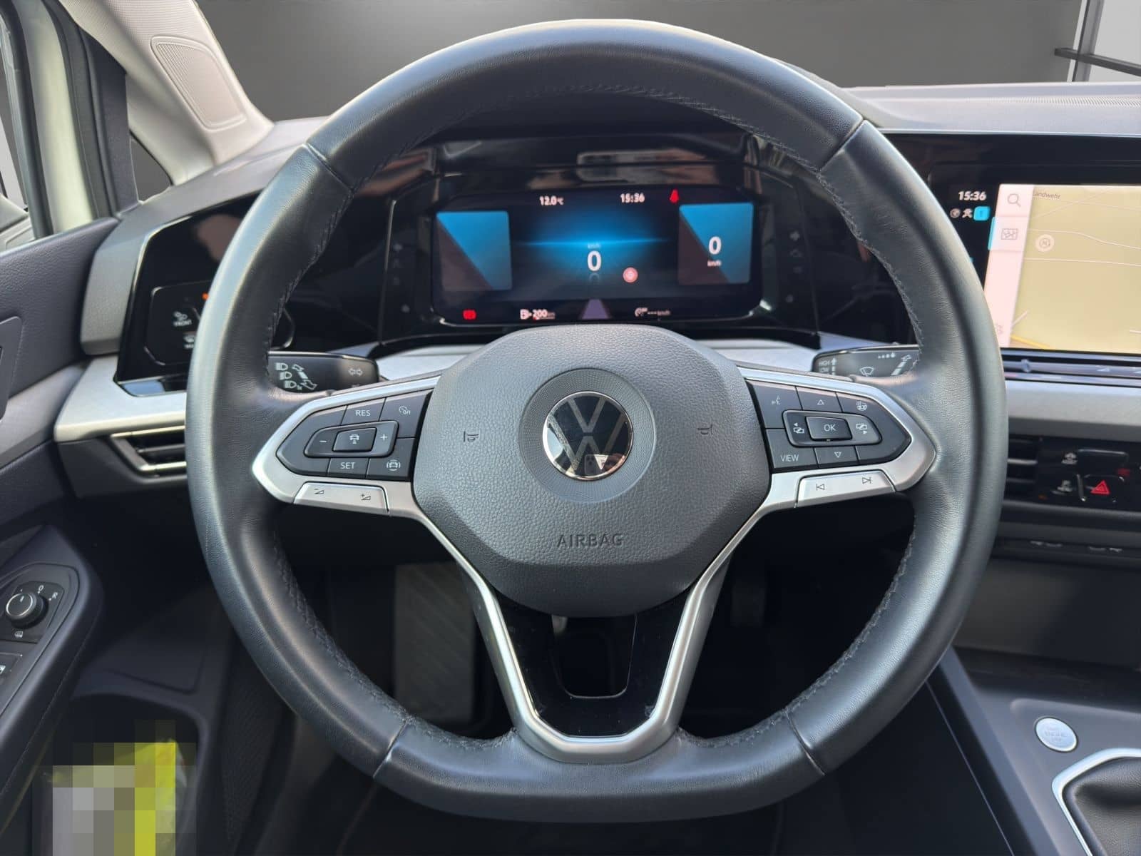 Volkswagen Golf VIII 1.5TSI Life NAVI+KAMERA+LED+APP-CONNEC foto 14