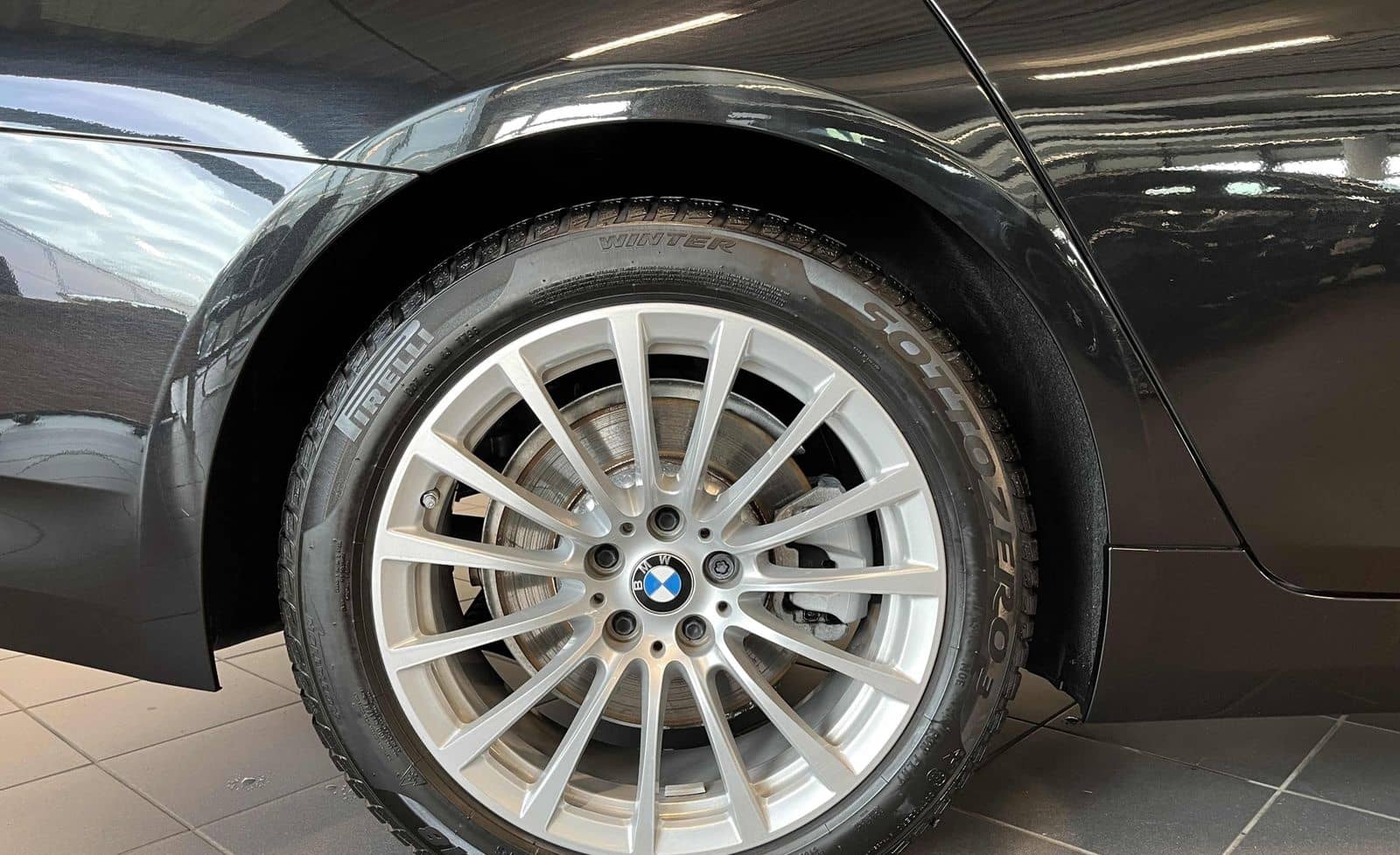 BMW 520d ACC 360°KAM RFK NAVI Standh. LED PDC V+H foto 22