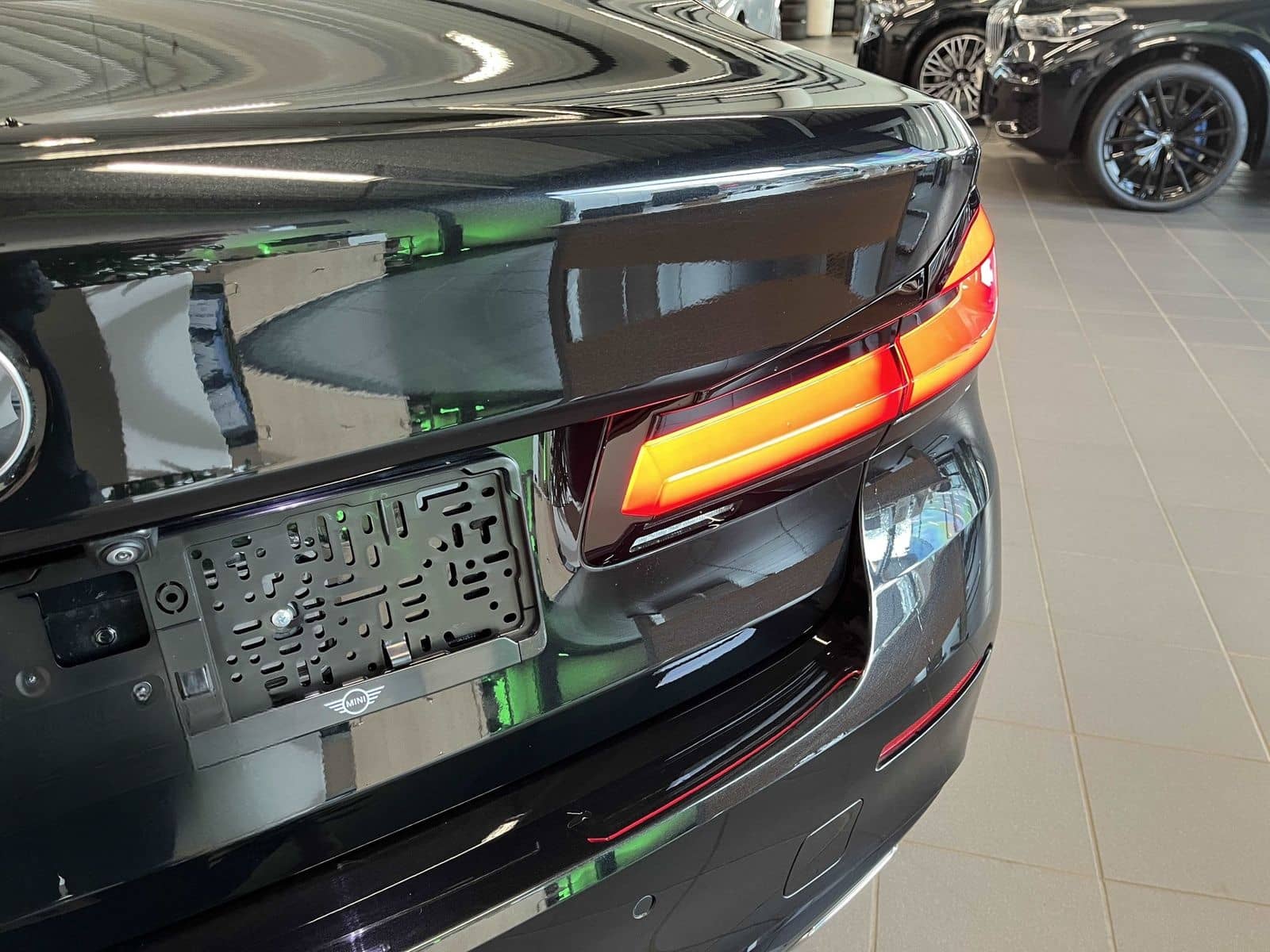 BMW 520d ACC 360°KAM RFK NAVI Standh. LED PDC V+H foto 23