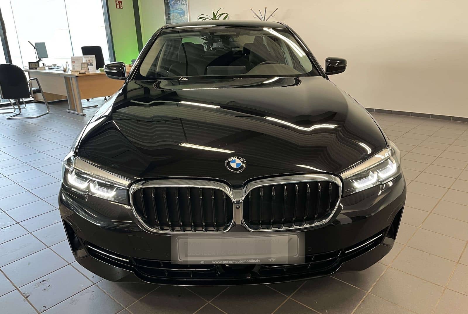 BMW 520d ACC 360°KAM RFK NAVI Standh. LED PDC V+H foto 7