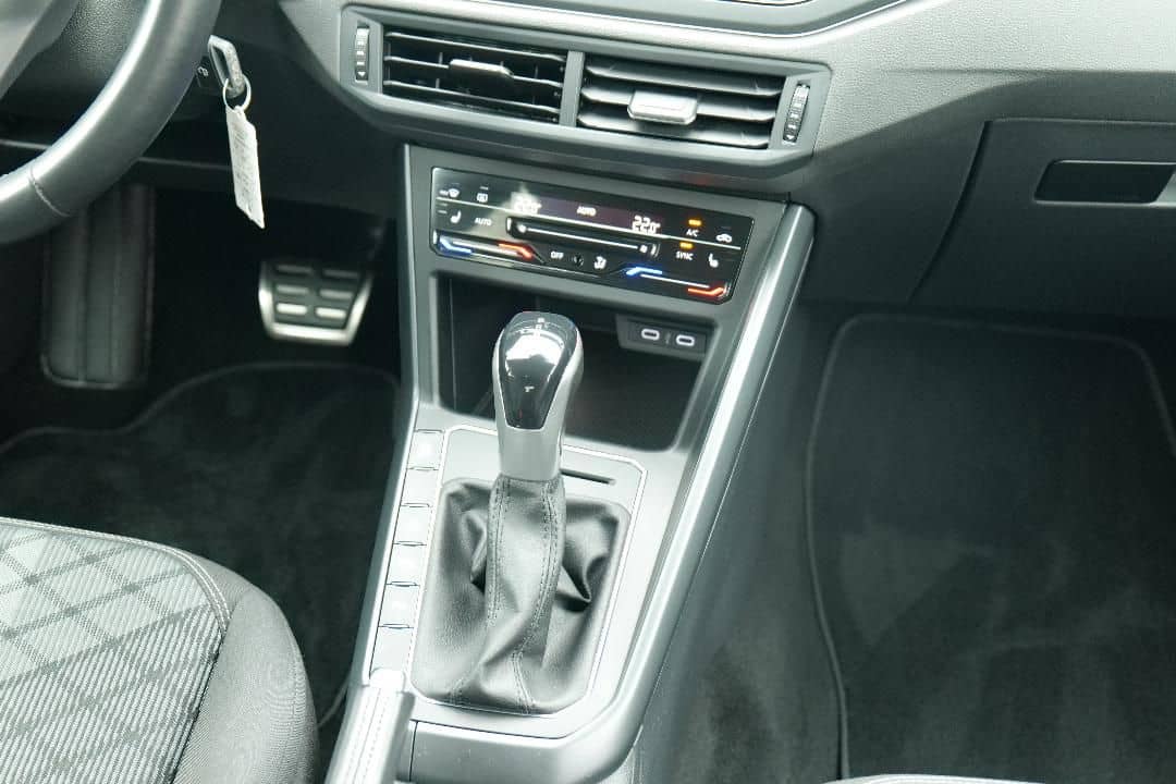 Volkswagen Polo R-Line 1.0 TSI 110PS DSG R-LINE MATRIX-LED+ foto 14