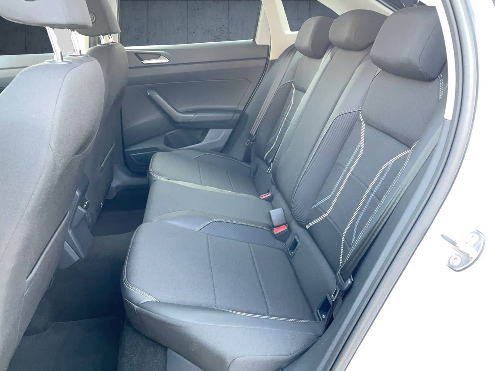 Volkswagen Taigo Style 1.0TSI DSG AHK+ACC+Keyless+RearView foto 13