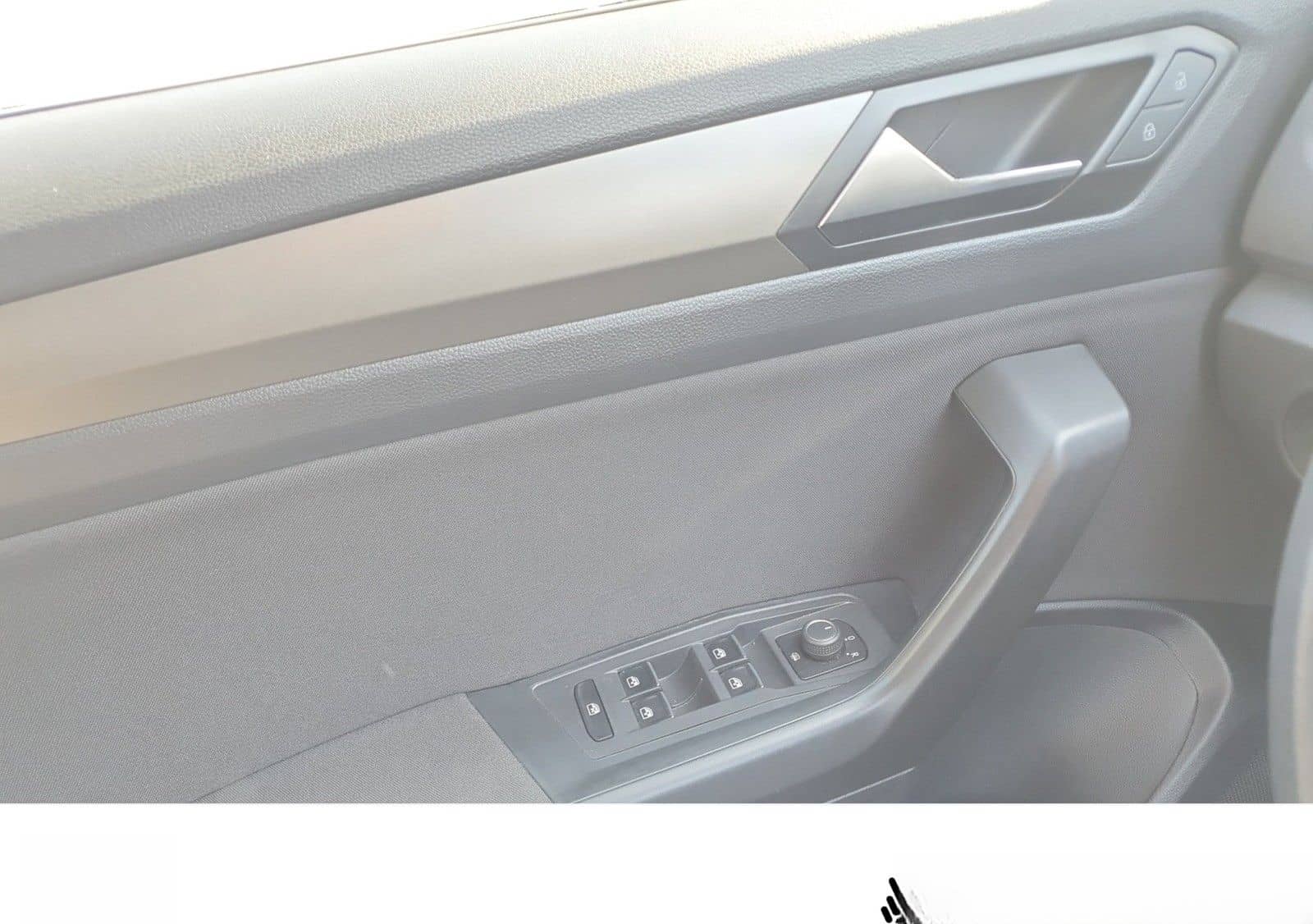 Volkswagen T-Roc Style 1.5 TSI DSG LED+PDC+ACC foto 14