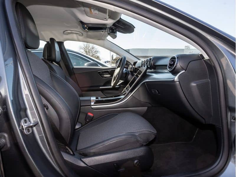 Mercedes-Benz C 200 d T Avantgarde/LED/Cam/Totw/Winter/EASY-P foto 8