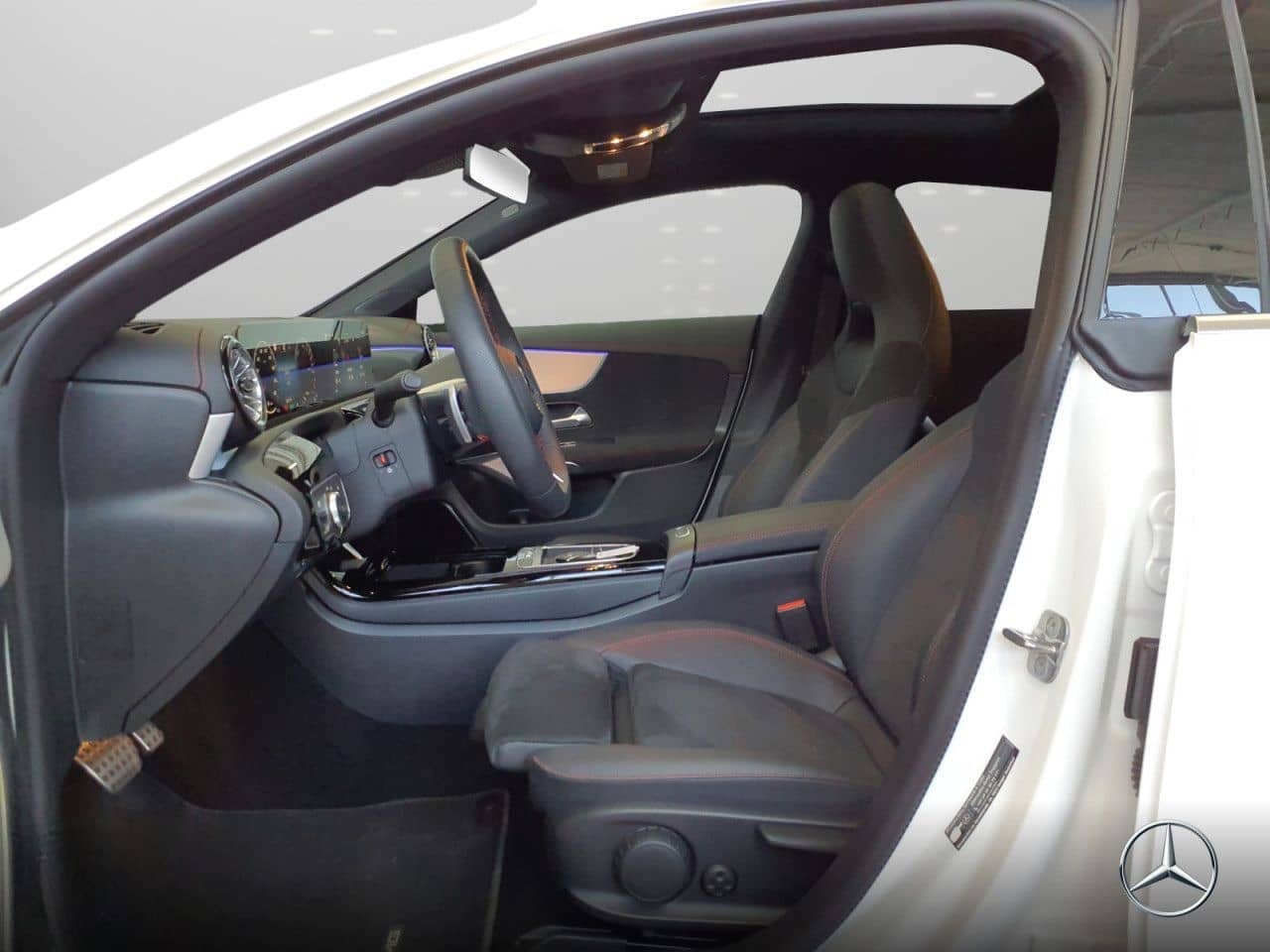 Mercedes-Benz CLA 250e SB AMG Advanced+/Pano/Distr/TotW/360° foto 11