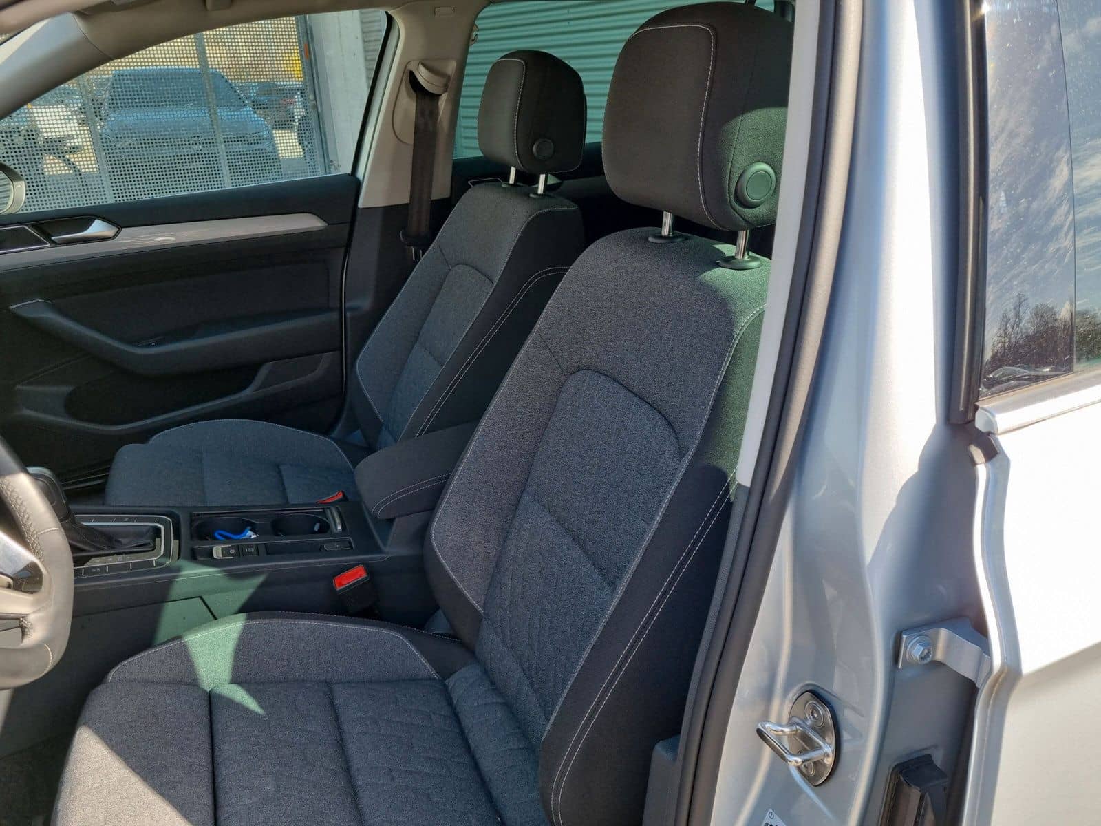 Volkswagen Passat Variant 2.0 TDI DSG Business AHK KAMERA foto 11