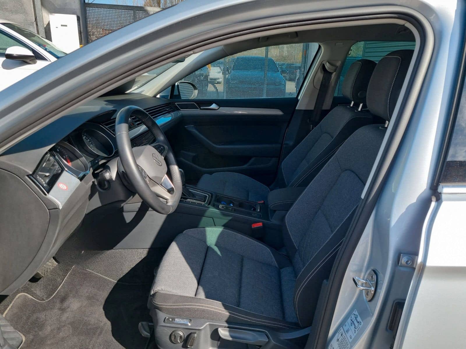 Volkswagen Passat Variant 2.0 TDI DSG Business AHK KAMERA foto 12