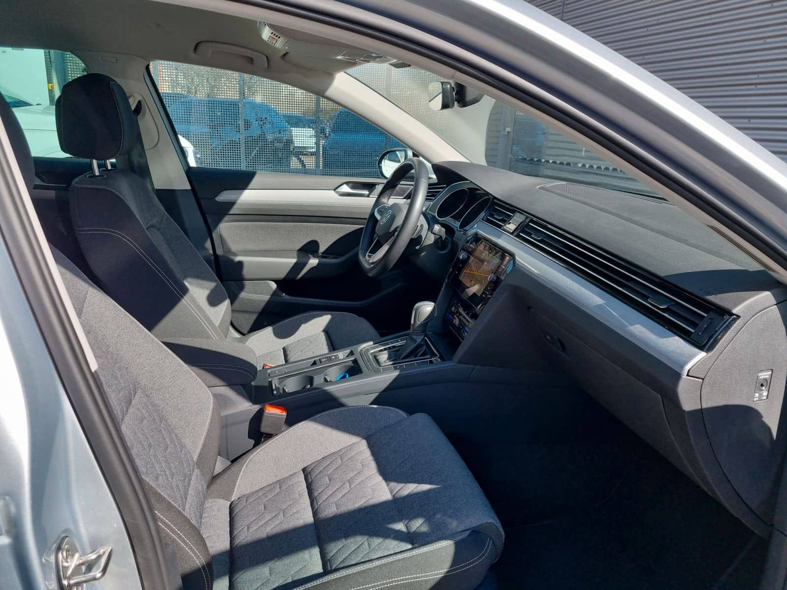 Volkswagen Passat Variant 2.0 TDI DSG Business AHK KAMERA foto 15