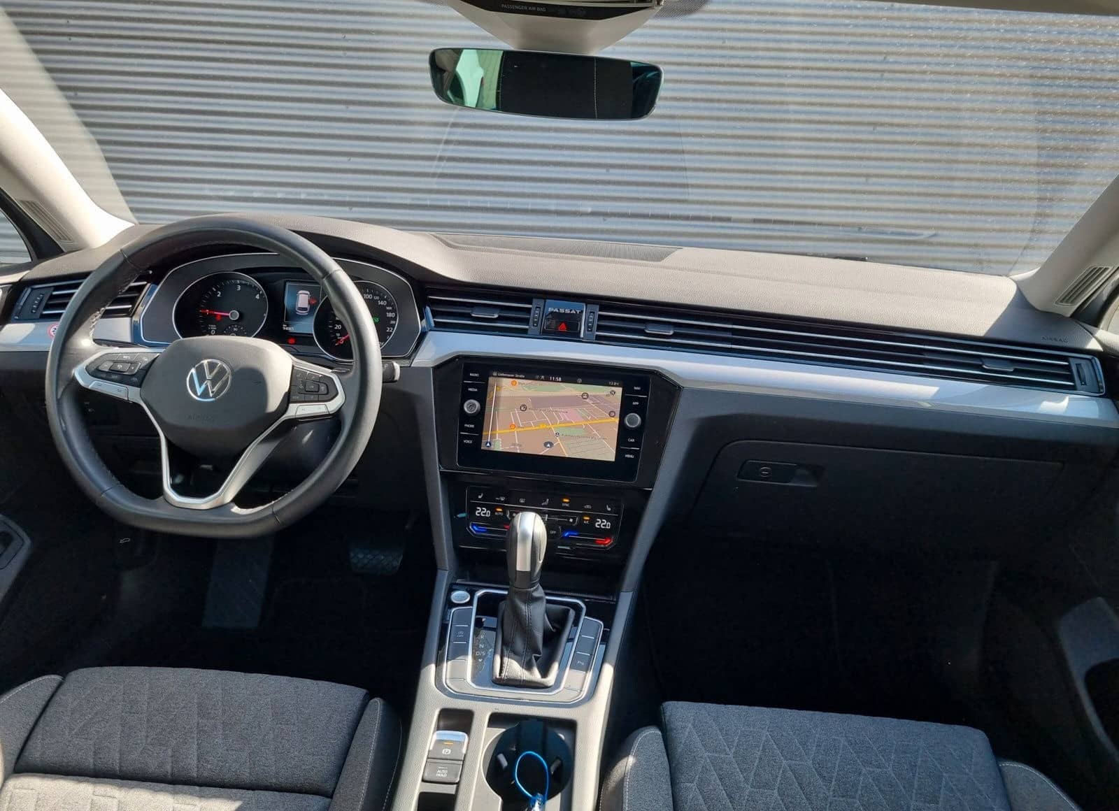 Volkswagen Passat Variant 2.0 TDI DSG Business AHK KAMERA foto 17