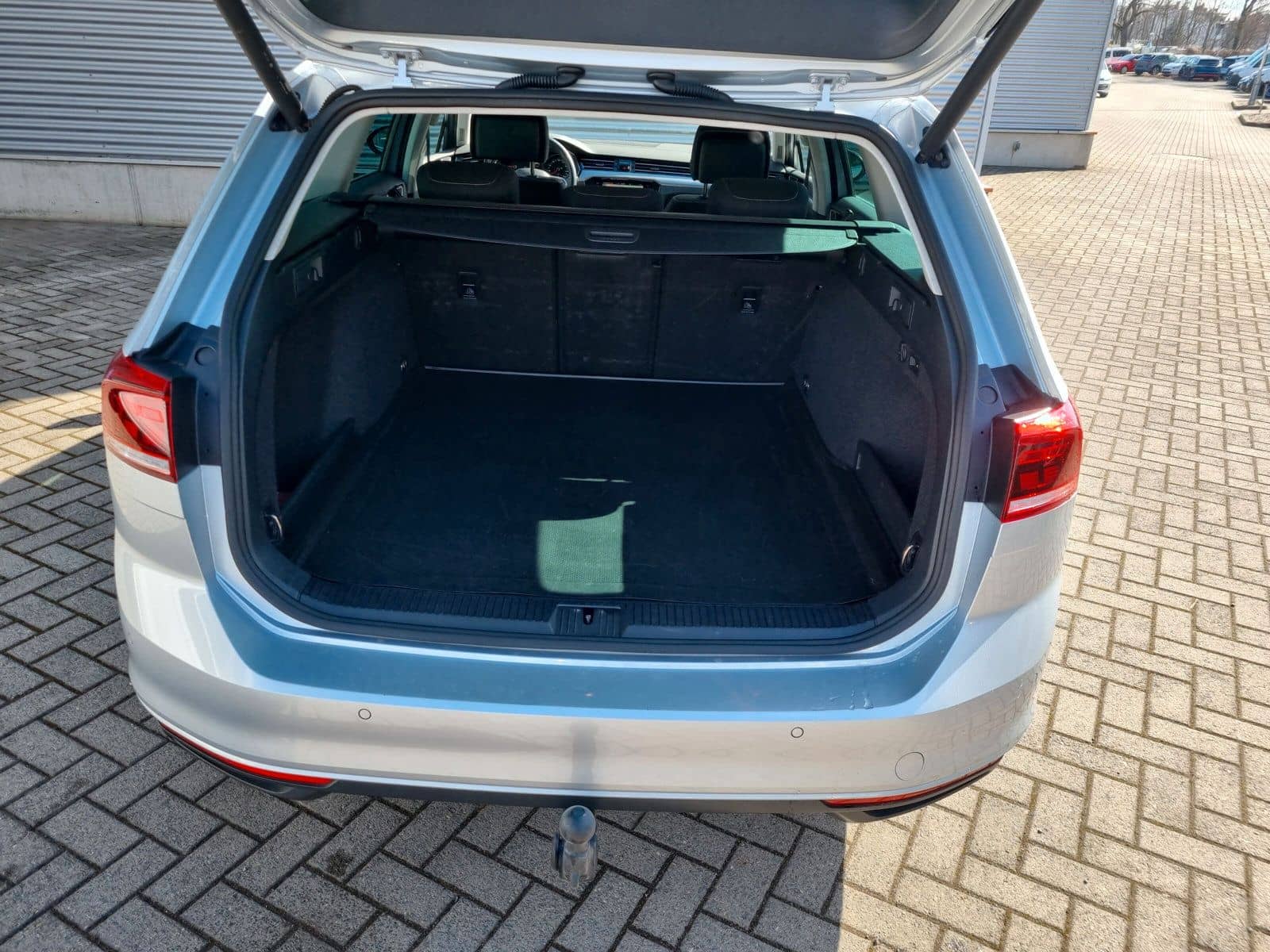 Volkswagen Passat Variant 2.0 TDI DSG Business AHK KAMERA foto 9